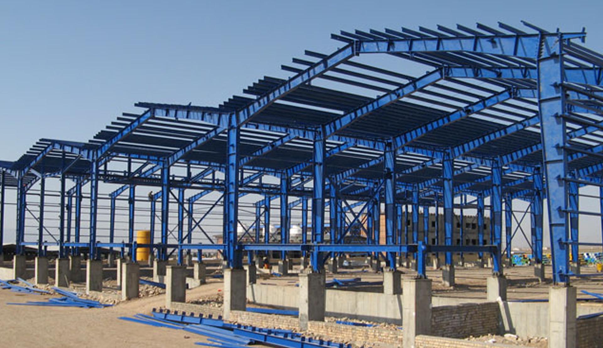 ساخت و نصب تجهیزات و سازه های فلزی صنعتی